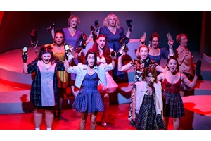 Ποια είναι η Λωξάνδρα LLoxy Λούκας και τι παρουσιάζει; - εικόνα 3