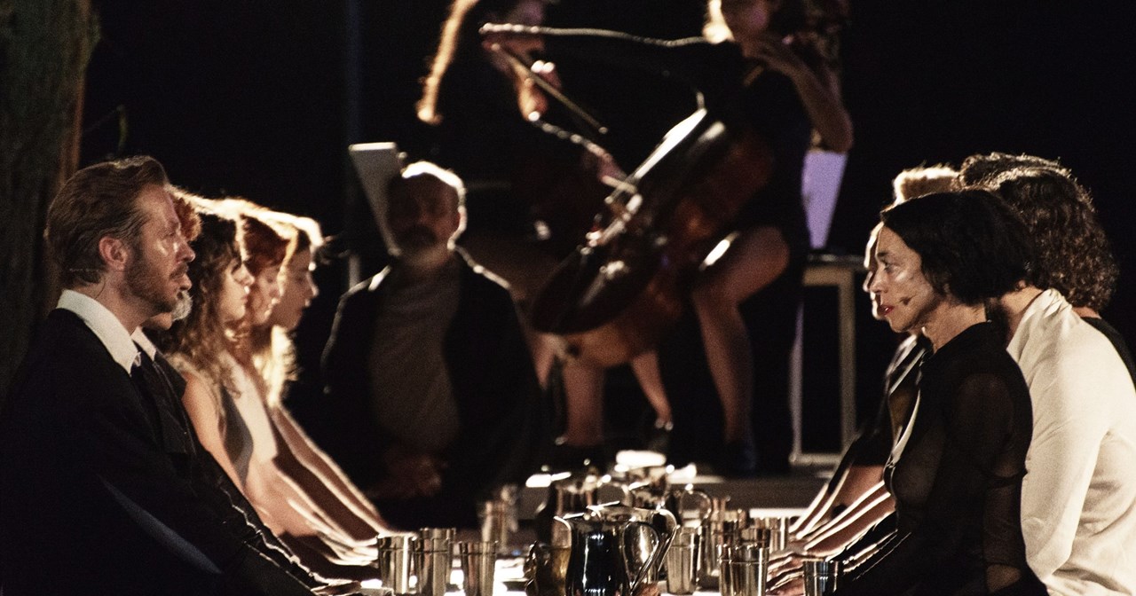 Συνάντηση με τη Λίνα Νικολακοπούλου με αφορμή τα "Χορικά ύδατα": Μια κουβέντα που θα ήθελα να μην τελειώσει ποτέ - εικόνα 9