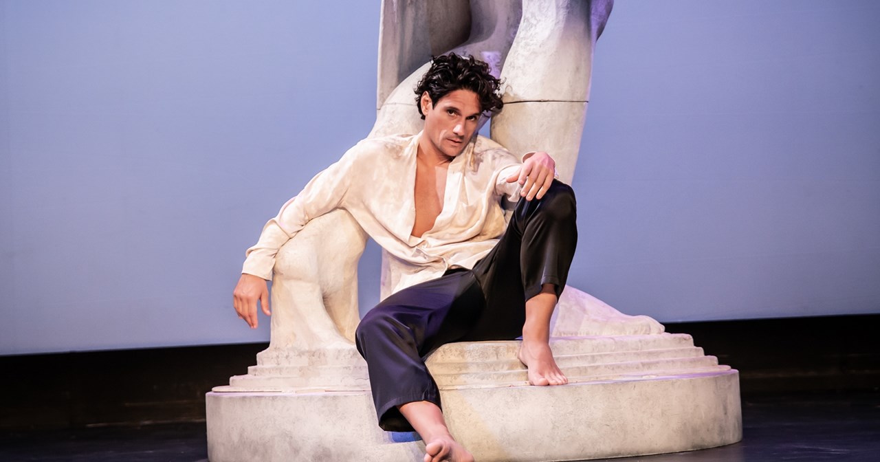 "Απέναντι στο Πεπρωμένο": Ένα ταξίδι στην Ιστορία μέσα από τα μάτια μιας γυναίκας - εικόνα 1