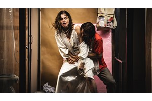 Παράταση παραστάσεων για το "Μάθε με να φεύγω" - εικόνα 4