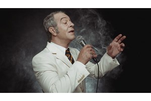 Παράταση παραστάσεων για το εξαιρετικά επιτυχημένο "Τα πήρες όλα κι έφυγες – Η ζωή του Στράτου Διονυσίου" - εικόνα 4