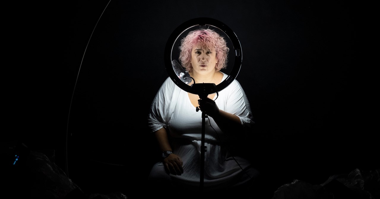 "Τα τραγούδια της Σωτηρίας": Μια παράσταση που τιμά τη ζωή και το έργο της Σωτηρίας Μπέλλου - εικόνα 3