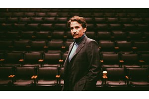 Τρίτη σεζόν για τον "Κοιμώμενο Χαλεπά, ο σαλός άγιος" που αλλάζει θέατρο - εικόνα 2