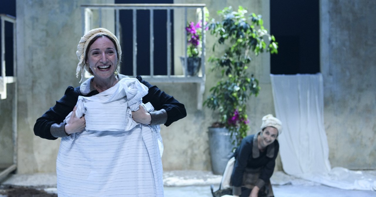 Σάτιρα σκηνοθετεί ο Νίκος Καμτσής και εμπνέεται από τον Γκόγκολ - εικόνα 3