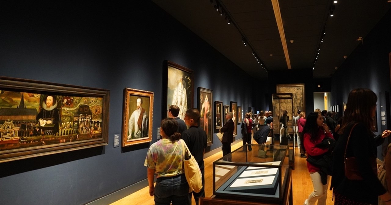 Φράνσις Μπέικον: Εξερευνώντας τη δημιουργική κληρονομιά του σπουδαίου καλλιτέχνη που γεννήθηκε σαν σήμερα (28/10) - εικόνα 1