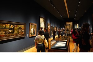 Φράνσις Μπέικον: Εξερευνώντας τη δημιουργική κληρονομιά του σπουδαίου καλλιτέχνη που γεννήθηκε σαν σήμερα (28/10) - εικόνα 1