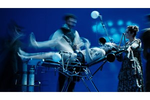 "Στο σώμα της" : Η σεζόν ανοίγει στο Εθνικό Θέατρο με δώδεκα γυναίκες που λένε τις ιστορίες τους - εικόνα 5