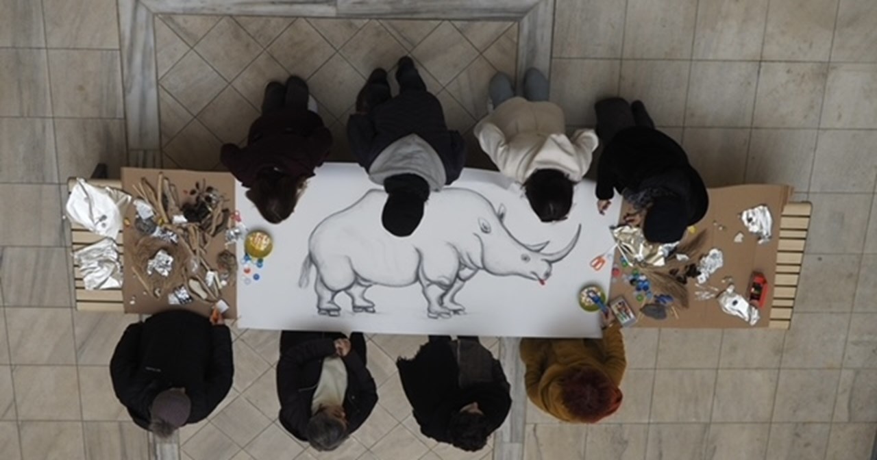 "Ο Υπάτιος στη στοιχειωμένη καμάρα": Λογοτεχνική βραδιά με τους συντελεστές της "Ηλέκτρας" στο θέατρο Πορεία - εικόνα 2