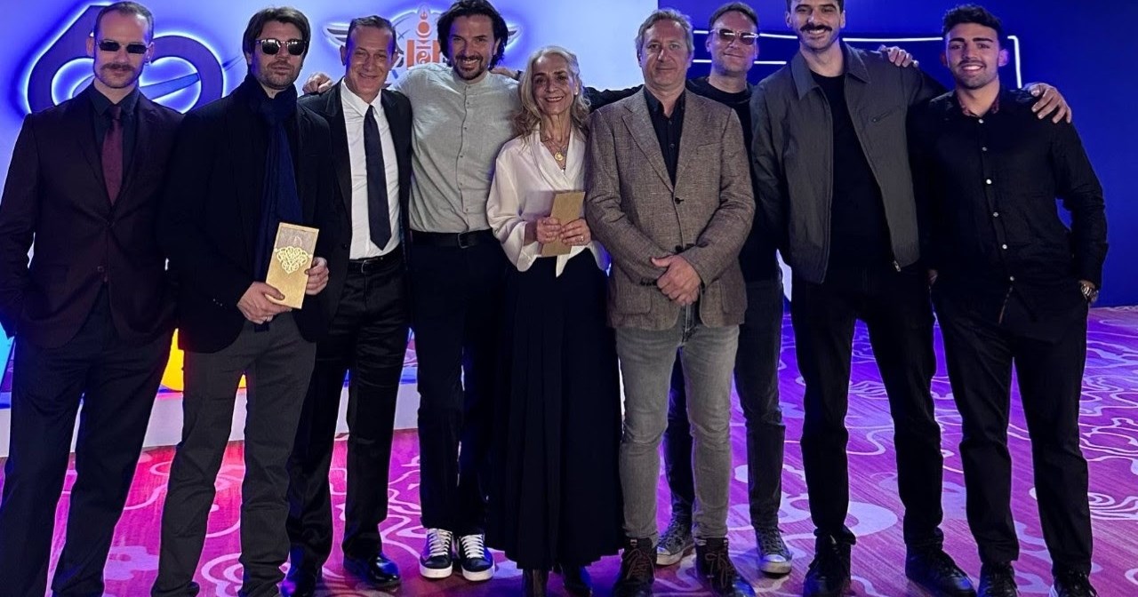 Ακρόαση: O Θανάσης Σαράντος αναζητά δύο ηθοποιούς - εικόνα 2