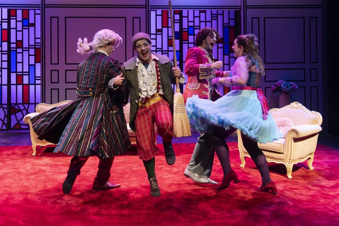 Ο Φιλάργυρος Θέατρο Τζένη Καρέζη