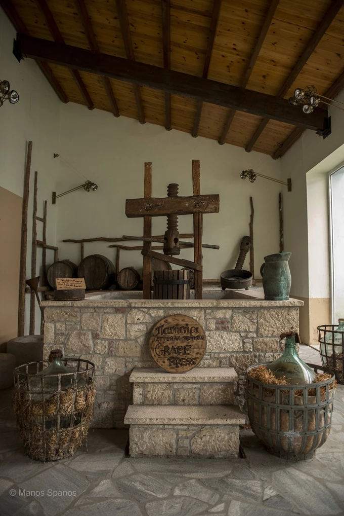 8 ελληνικά οινοποιεία που αξίζει να επισκεφθείς_ΕΟΣ Σάμου 4