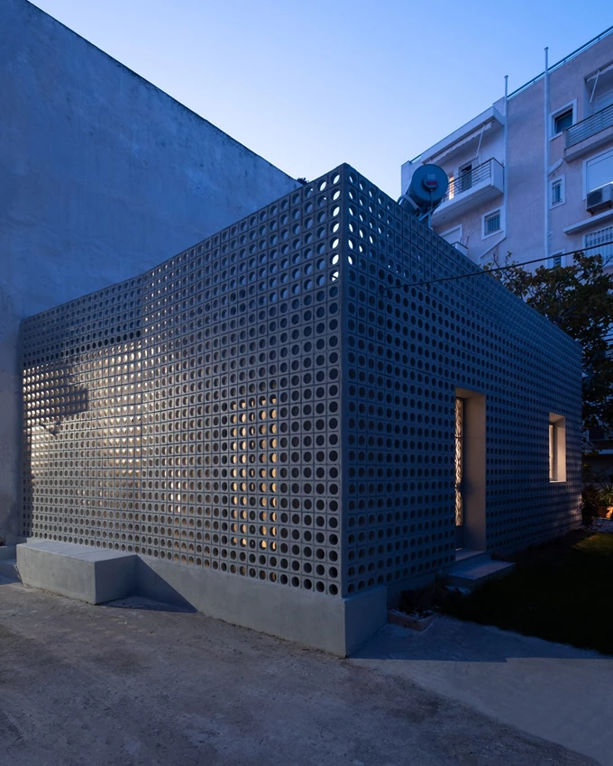 Architectural Bureau 11: Kouloura House 3