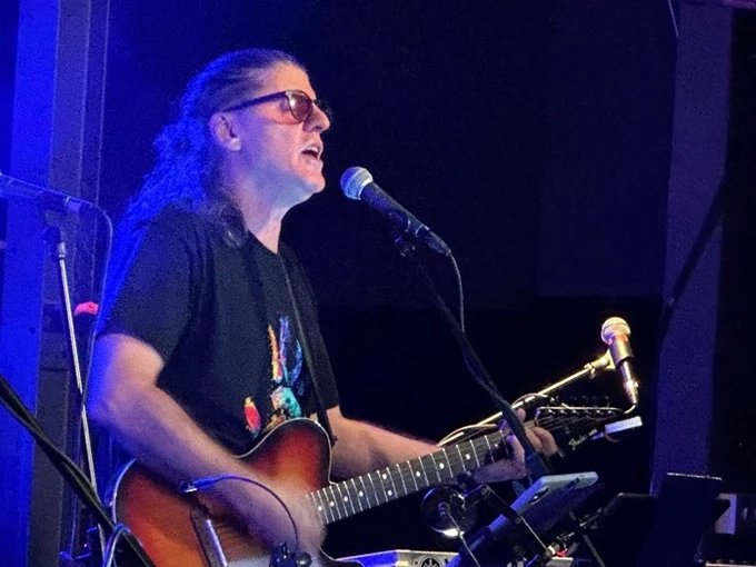 Εκείνος κι Εκείνος