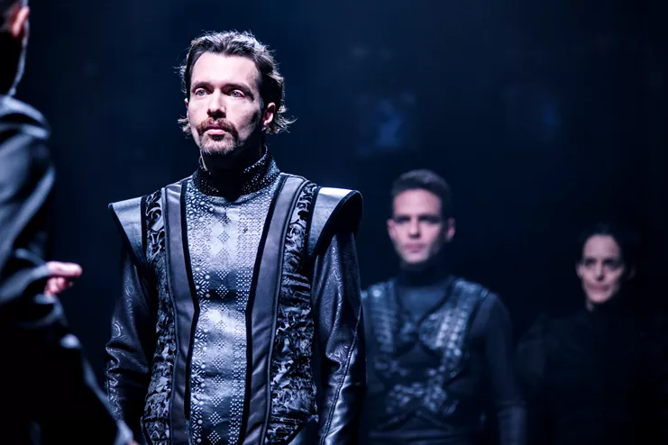 Μικροί πυροβολισμοί μέσα στη νύχτα