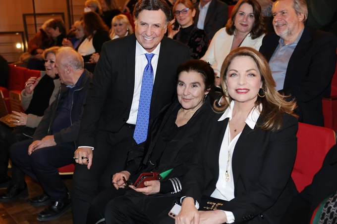 Χάρης Ρώμας, Λυδία Κονιόρδου, Άντζελα Γκερέκου