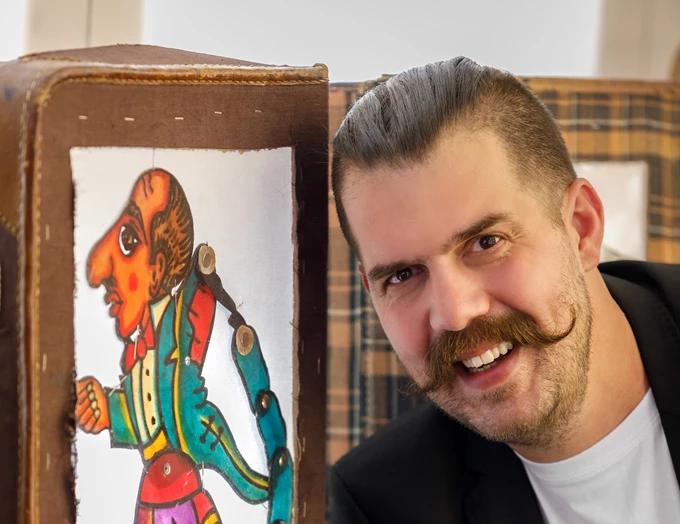 Καρελλάς - Καραγκιόζης