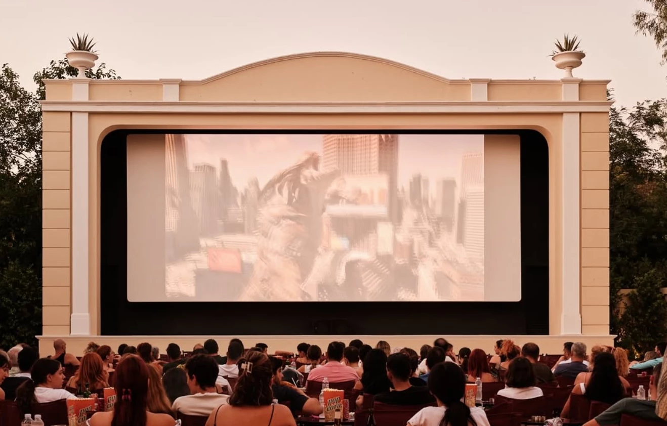 Τι νέο βλέπουμε τώρα στα θερινά σινεμά