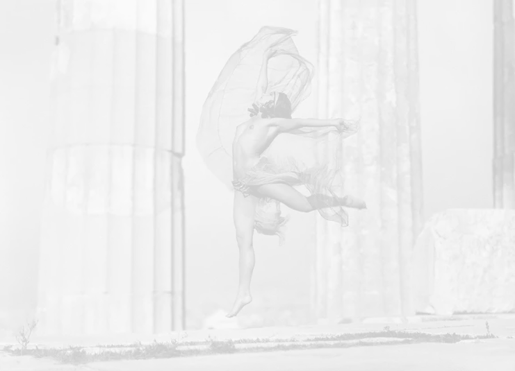 Έλλη Σουγιουλτζόγλου-Σεραϊδάρη (Nelly’s) Η Ρωσίδα χορεύτρια Elizaveta (Lila) Nikolska στην Ακρόπολη, Νοέμβριος 1930 © Μουσείο Μπενάκη/Φωτογραφικά Αρχεία