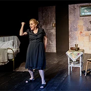 Συμβολαιογράφος