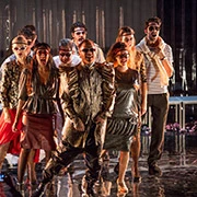 Αυτή η νύχτα μένει