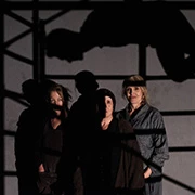 H Καρφίτσα (ή Απλά Μαθήματα Επιβίωσης)