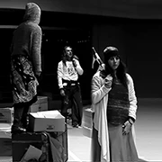 Κάτω από τους πολλαπλασιασμούς