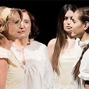 Μη σκοτώνεις τη μαμά