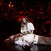 Η πεντάμορφη και το τέρας