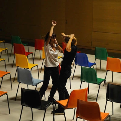 2 Αδελφές, Μυρτώ και Γιούλικα