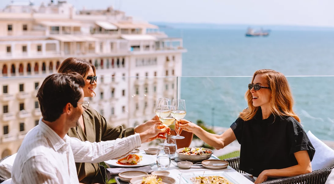 Orizontes Restaurant: Η Θεσσαλονίκη από Ψηλά, Η Απόλαυση στο Πιάτο