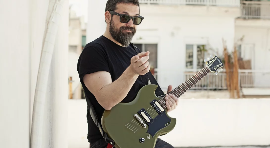 Ο Σπύρος Γραμμένος γιορτάζει (ξανά) τον Άγιο Βαλεντίνο