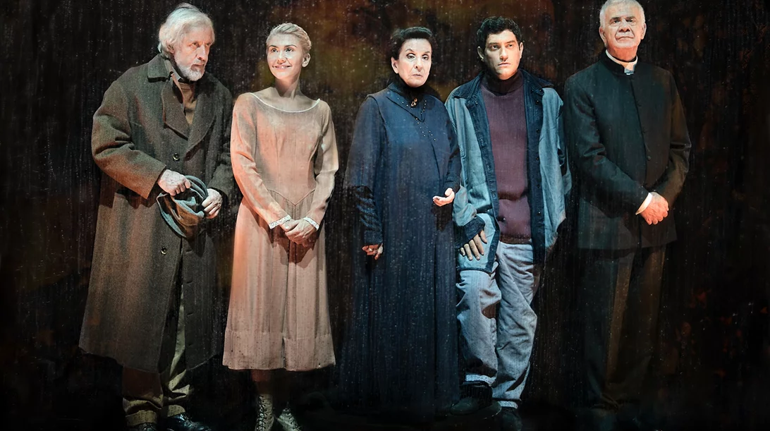 Ξεκίνησε η προπώληση για τους "Βρυκόλακες" του Εθνικού Θεάτρου