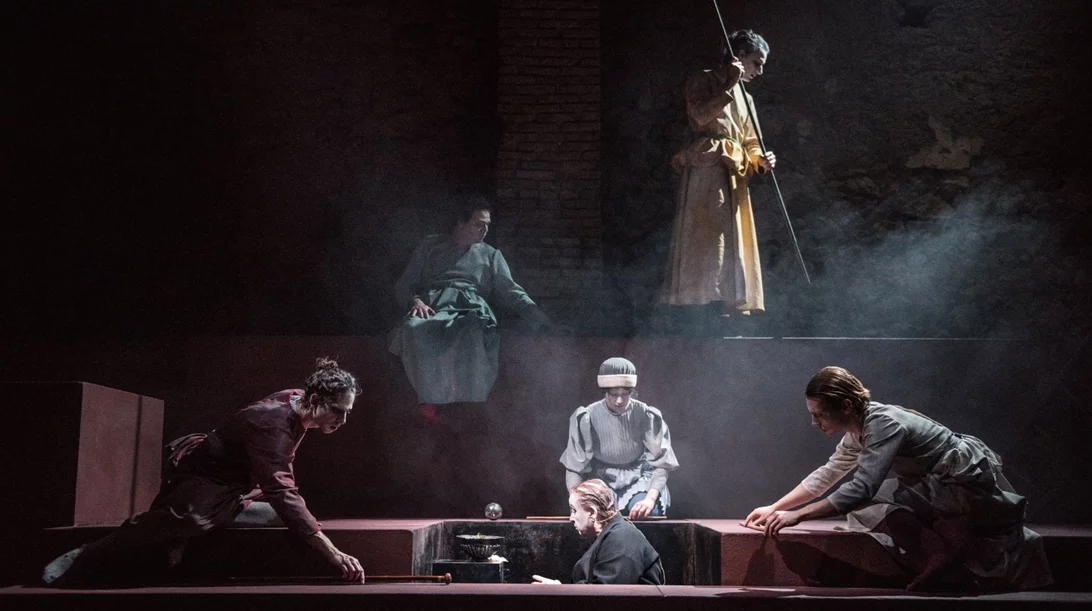 Η Άννα Κοκκίνου επιστρέφει με το "Συμπόσιο" του Πλάτωνα