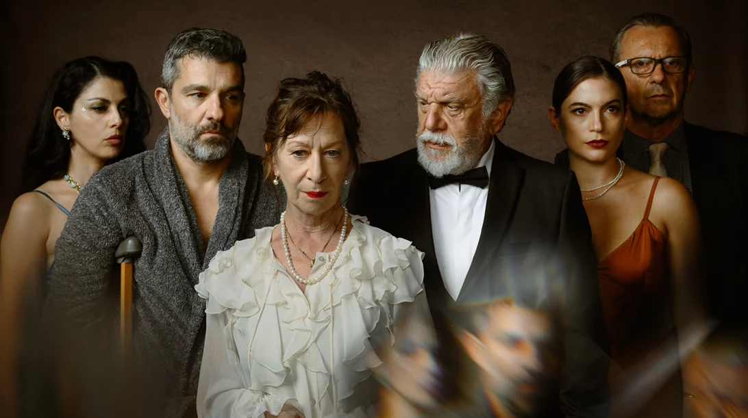 Last call για 10 θεατρικές παραστάσεις