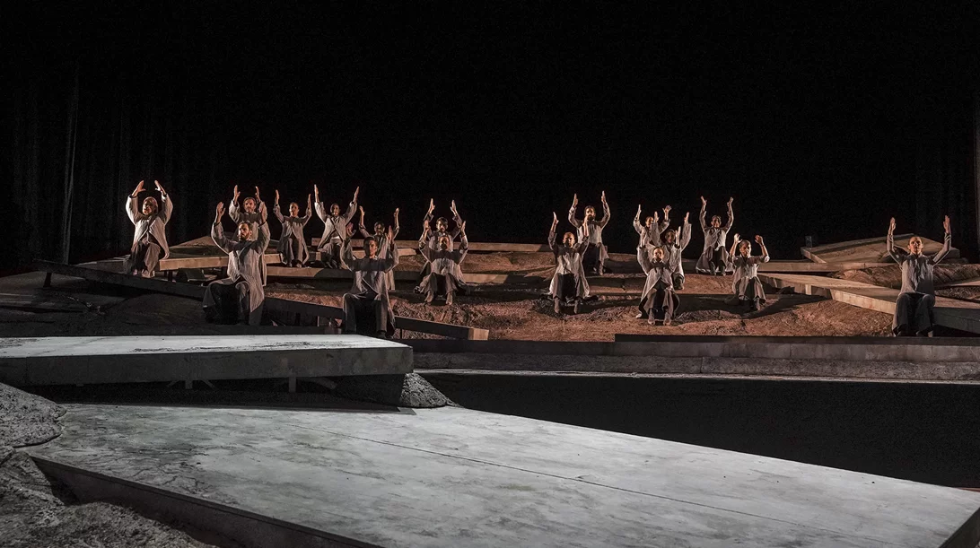 "Αντρέι - Ρέκβιεμ Σε Οκτώ Σκηνές": Εντυπώσεις από μια απαιτητική, μα ουσιαστική βραδιά στην Εθνική Λυρική Σκηνή