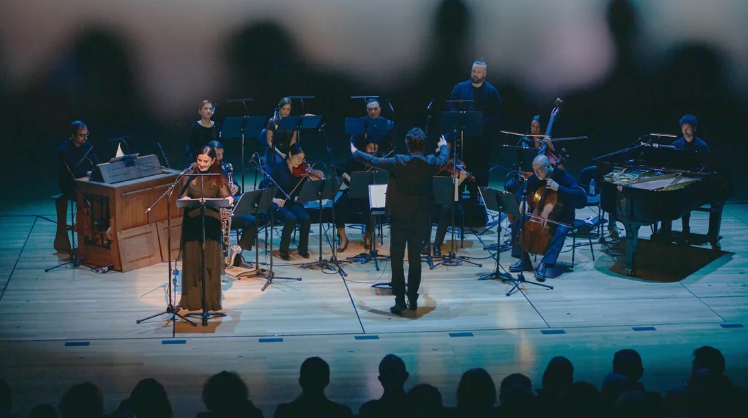 Υποβλητικές μουσικές -και όχι μόνο- προτάσεις: "Δρόμοι του Σταυρού" στην Εναλλακτική Σκηνή της ΕΛΣ και ρεσιτάλ Μπρουνέλλο στο Μέγαρο