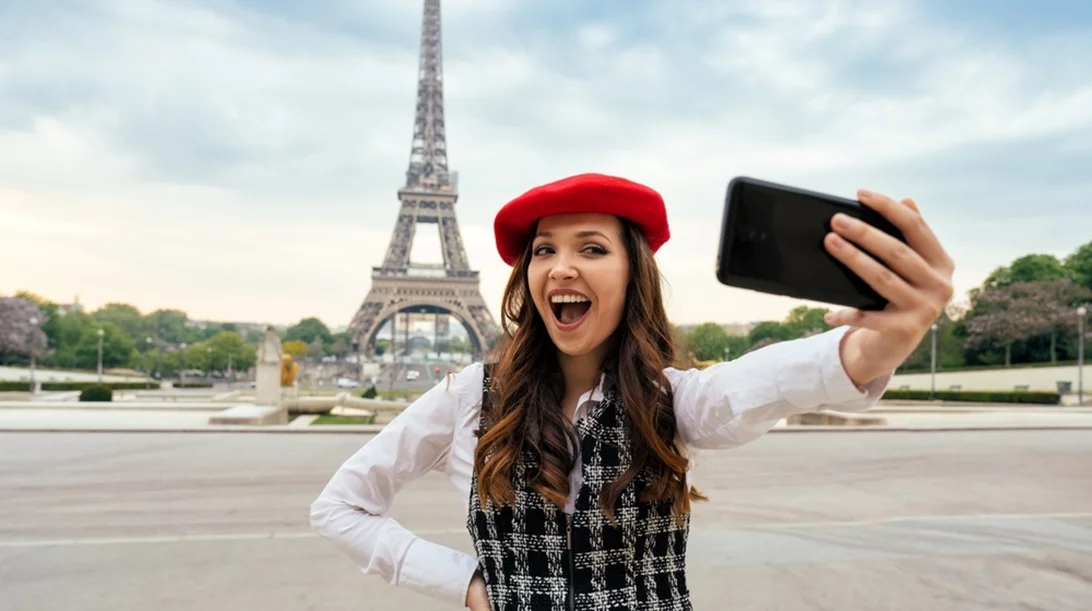 Γιατί το ίντερνετ σκότωσε την εμπειρία του ταξιδιού (και θα συνεχίσει να το κάνει)