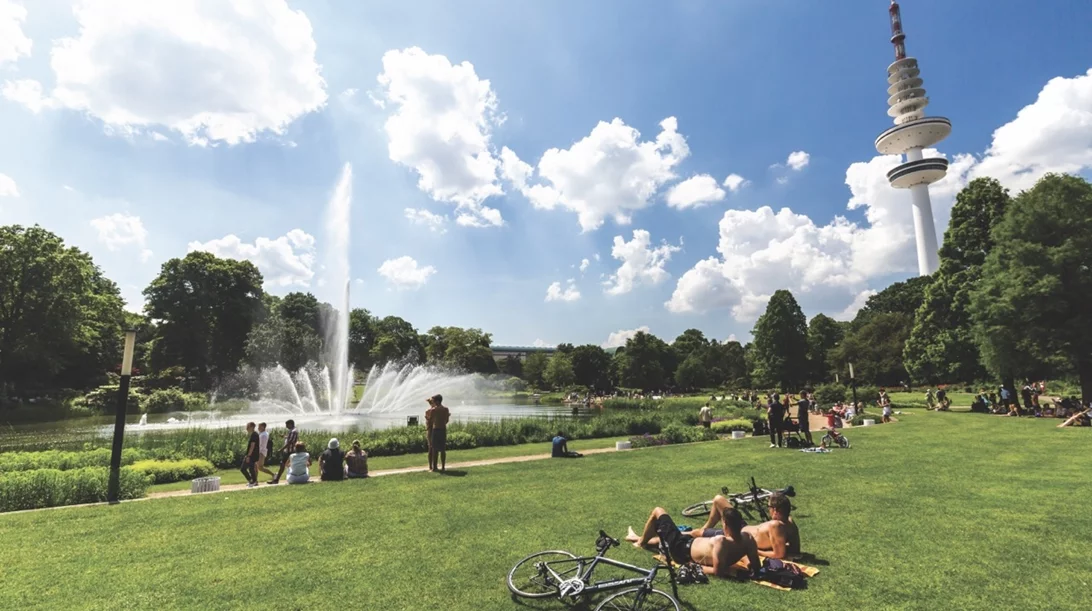 Ταξίδι στη Γερμανία: Στον Πυρετό του ΕURO 2024