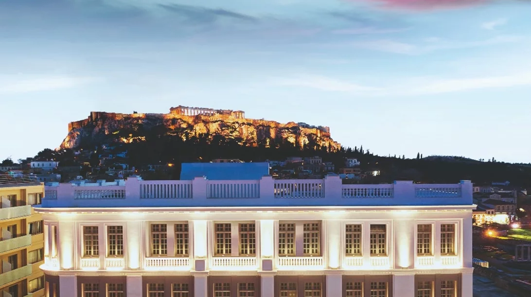 Μπήκαμε στο ολοκαίνουριο The Dolli at Acropolis