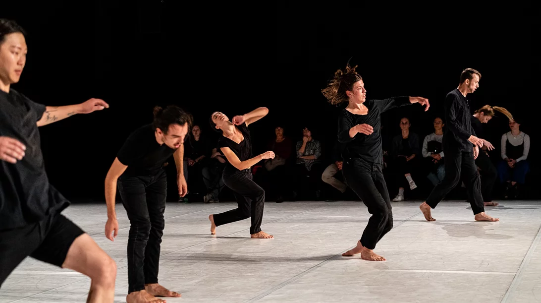 Ο βιομηχανικός χώρος ΠΛΥΦΑ φιλοξενεί δύο μοναδικά έργα χορού