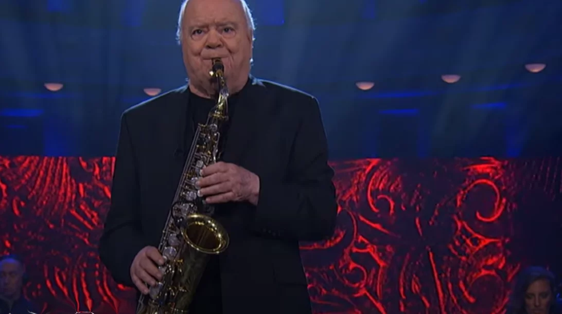 Ο συνθέτης και βιρτουόζος του σαξόφωνου, Γιώργος Κατσαρός έρχεται στο "Σπίτι με το MEGA"