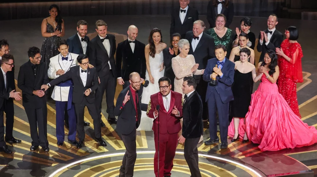 Έγιναν τα "Πάντα Όλα" στα ανατρεπτικά Όσκαρ 2023!