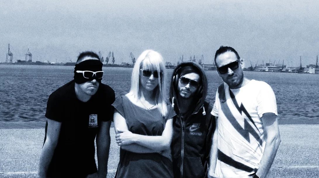 Οι MIKRO θέλουν "να χορέψουμε όπως τότε ξανά"