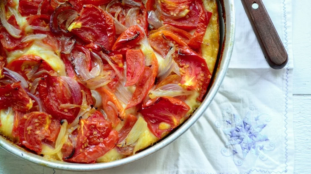 Πες μου πού ταξιδεύεις, να σου πω την παραδοσιακή πίτα που πρέπει να δοκιμάσεις