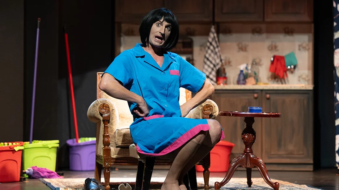 "Καθαρίστρια": Είδαμε τον Αντώνη Παπαηλία να ερμηνεύει την γλυκόπικρη ιστορία της Πελαγίας