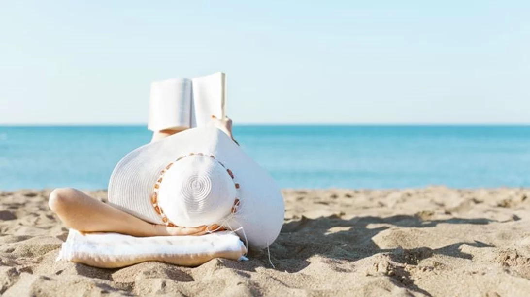 Πέντε βιβλία για την παραλία!