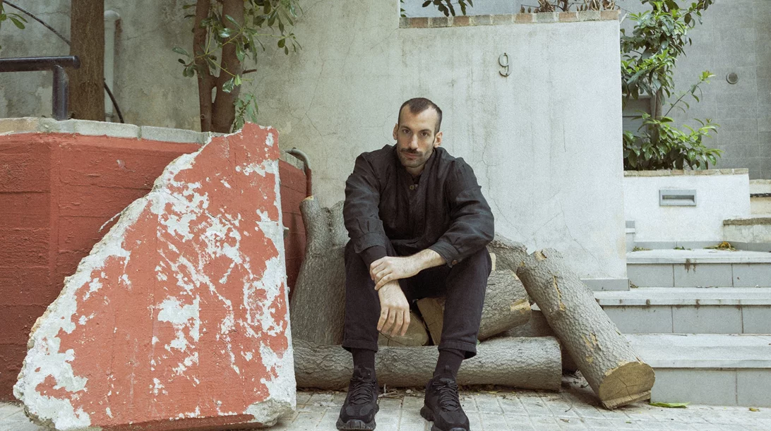 Ο  Γιώργος Αθανασίου γύρισε μία ταινία για "την ανάγκη μας να μην νιώθουμε μόνοι"