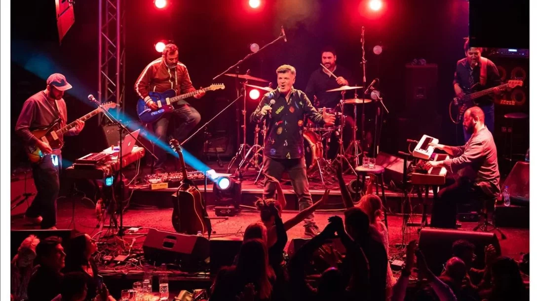 Τελευταίες παραστάσεις για τον Φοίβο Δεληβοριά στο "Κύτταρο"