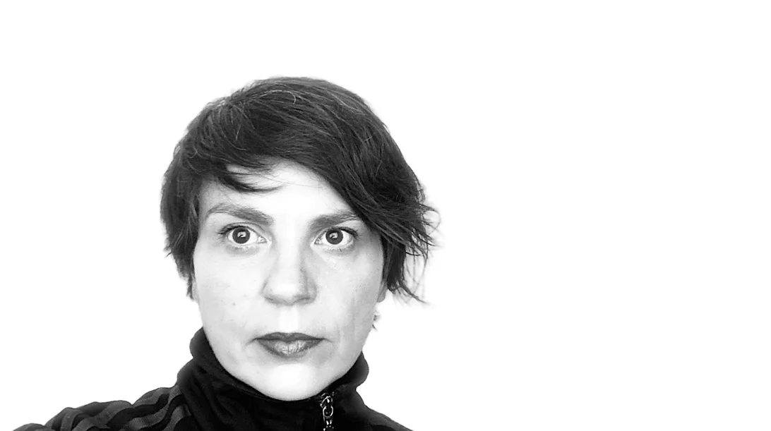 Μαριέλα Νέστορα: "Bιαστικά προσπαθούμε να επανέλθουμε σε μια κανονικότητα που είναι ήδη τρύπια"