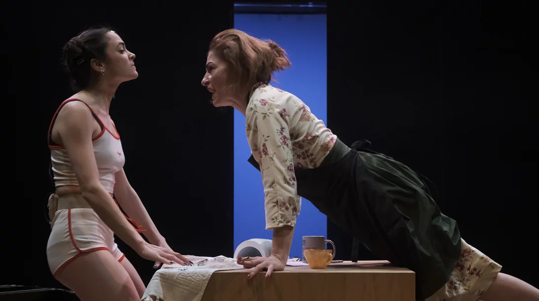 Σπουδαία εμπειρία να βλέπεις παράσταση μαζί με τις κρατούμενες του Κορυδαλλού